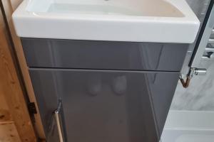Bathroom 4